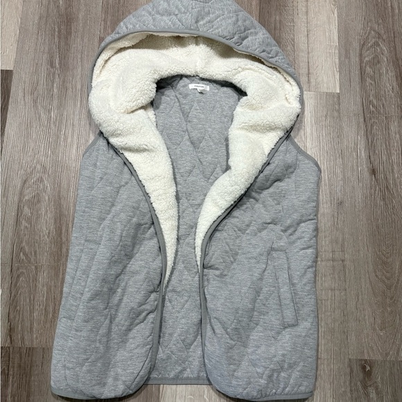 Maurices Gray Quilted Vest with Cream Lining - Picture 1 of 5